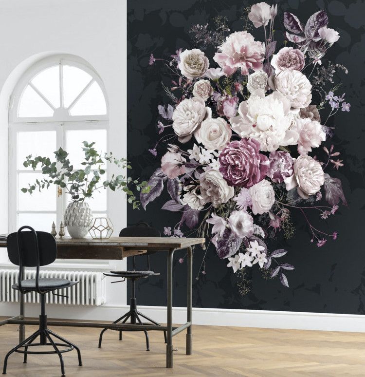 Bouquet Noir Mural