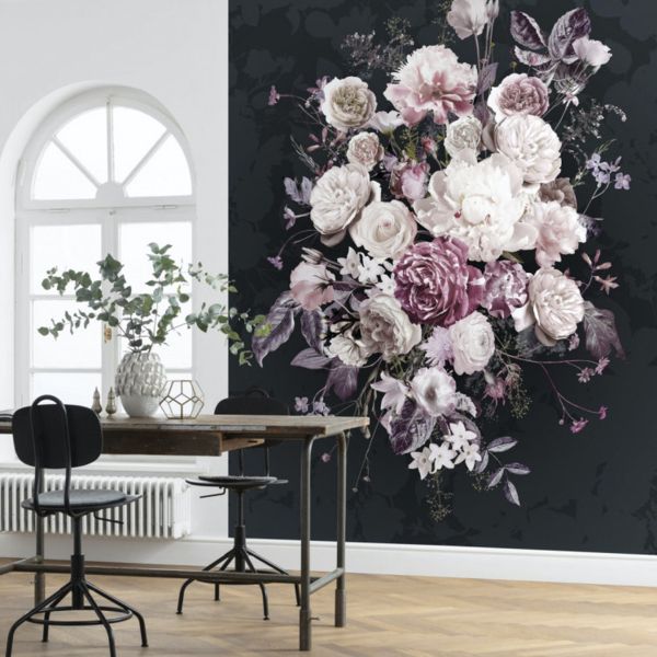 Bouquet Noir Mural